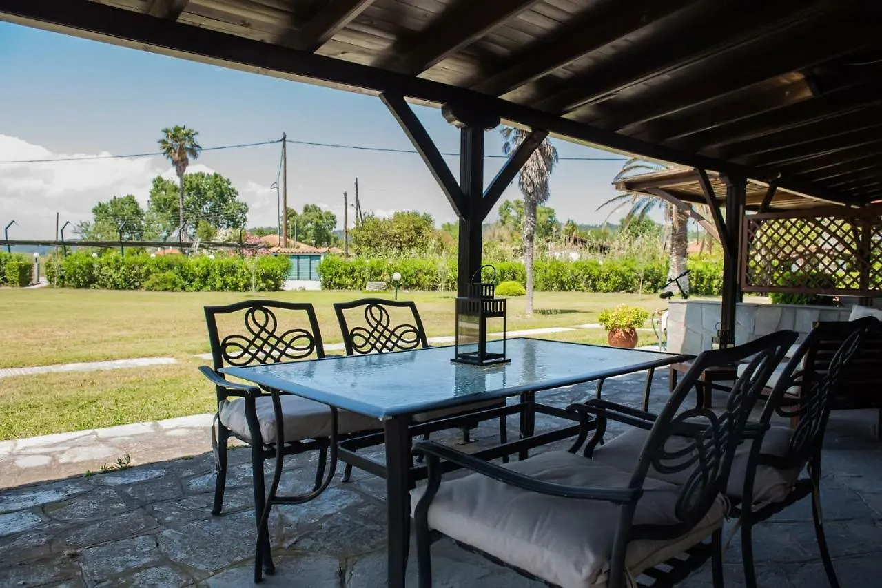 White Blossom Villa #Fourka Skála Foúrkas Vakantiehuis